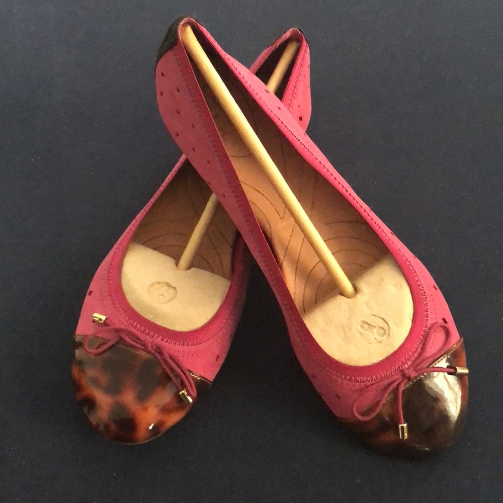 Flats - Picture 2 of 3